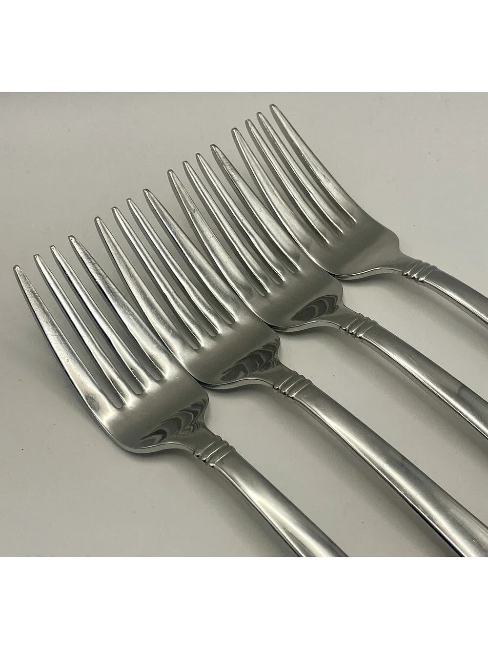 (4) Reed And Barton HOLBROOK Stainless 18/10 Korea Salad Fork Lot ~ 7.25”